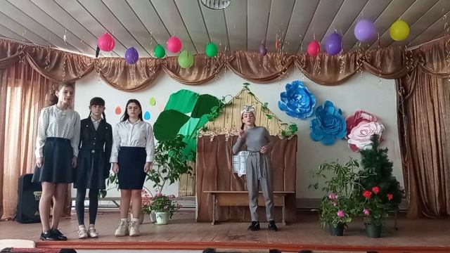 Крымскотатарские сказки. "Къашкъыр ве эчки". Спектакль Грушевской школы город Судак смотреть онлайн