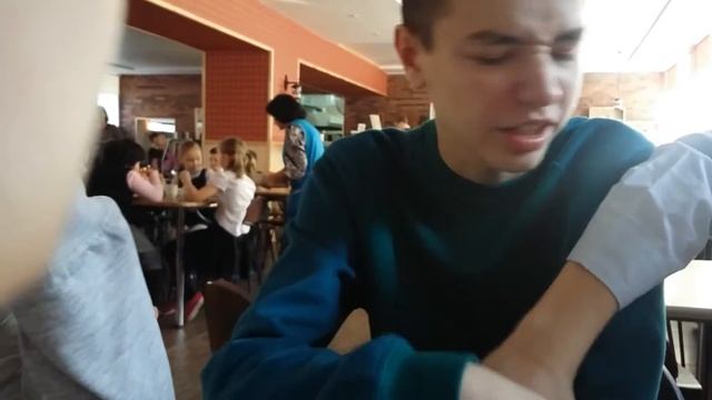 РАСПАКОВКА ДОШИРАКА!!! ЛЕГЕНДАРНАЯ ЕДА! смотреть онлайн