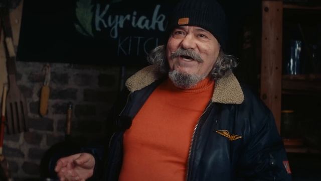 Traditionelle griechische Hühnersuppe aus dem Dorf | Kyriakos Kitchen смотреть онлайн