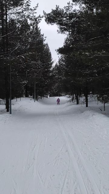🍫Первый раз на лыжах.. Смотреть до конца😊