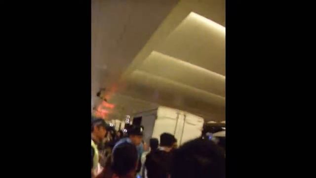 (Rotated Fancam 2) Park Jung Min in Singapore Changi Airport [110317] смотреть онлайн