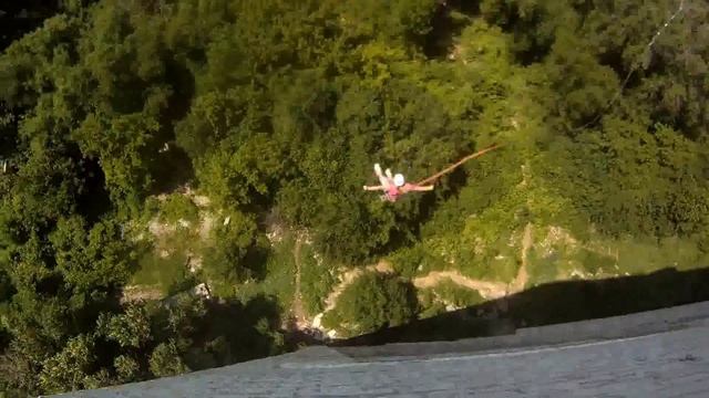 Прыжки с 16-этажки в Днепре с "EA team" - 8 июня 2014 смотреть онлайн