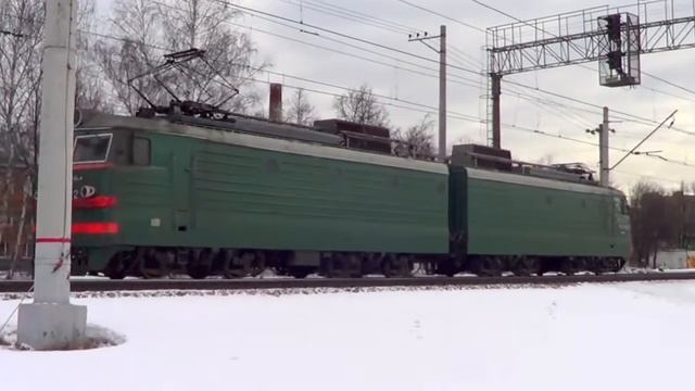 Электровоз ВЛ10У-922, резервом смотреть онлайн