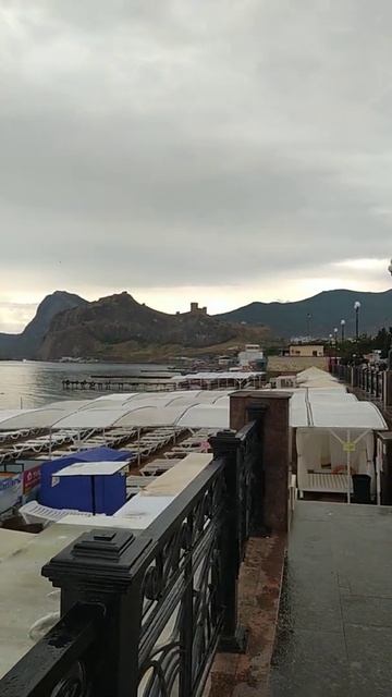Судак, море, крепость, Новый Свет в далеке смотреть онлайн