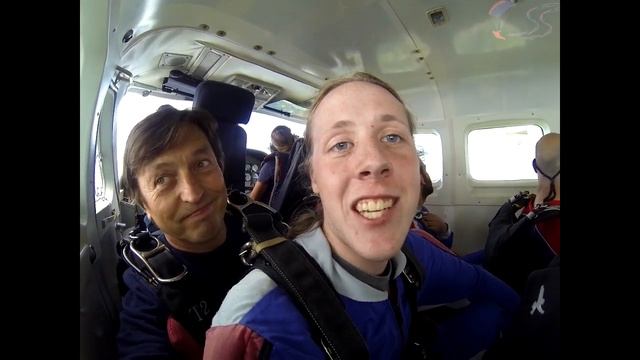 Benjamin Taylor's Tandem skydive! смотреть онлайн