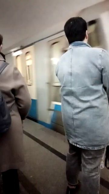 на прибывающий поезд посадки нет (ока) смотреть онлайн