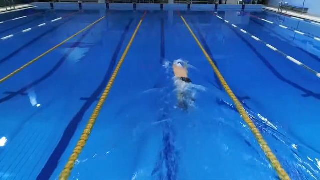 POOL & SEABIKE смотреть онлайн