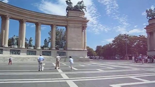 Heroes Square - Budapest, Hungary смотреть онлайн