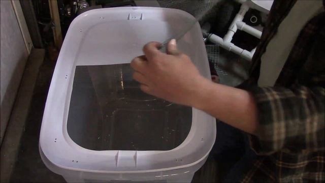 How to Build an Automatic Temperature Controlled Brooder Box смотреть онлайн