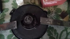 Чем и как снять крыльчатку моторчика?