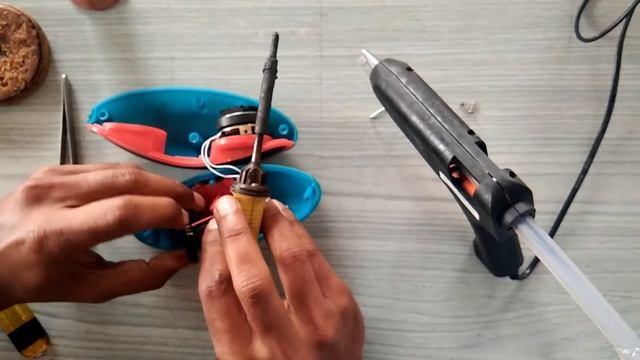 WIRELESS SPEAKER REPAIR/WIRELESS SPEAKER BATTERY REPAIR/BLUETOOTH SPEAKER NOT WORKING IN BATTERY смотреть онлайн