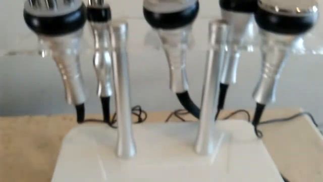 Cavitador 47khz con Radiofrequencia corporal, facial, contorno ojos y vacuum смотреть онлайн