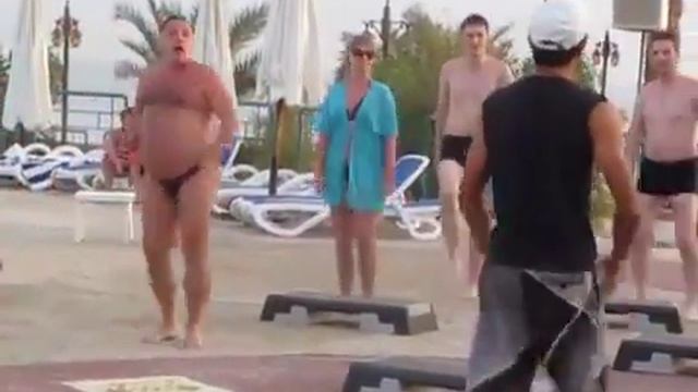 Fat man dancing смотреть онлайн