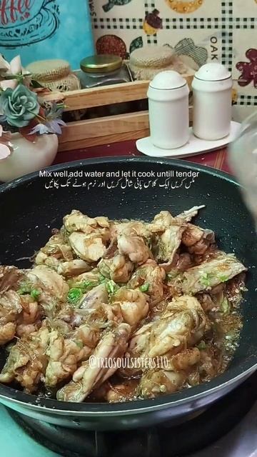 Black pepper Chicken with Gravy🤤/Rainy Season Special @triofoodstory #shortsfeed #viral смотреть онлайн