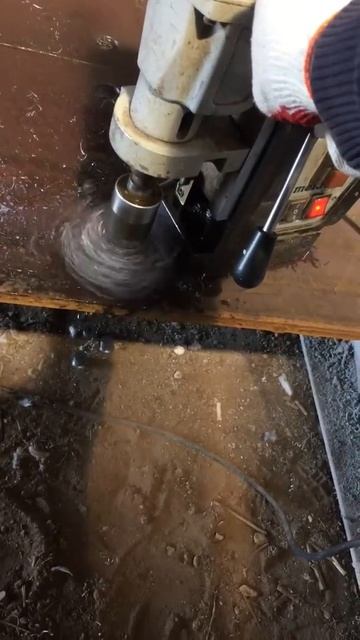 Сверлильный станок на магнитной подошве Metabo👍🏼 смотреть онлайн