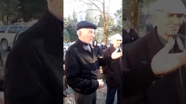 Встреча Аслана Бжания с односельчанами в селе Тамиши 18 12 2019 смотреть онлайн