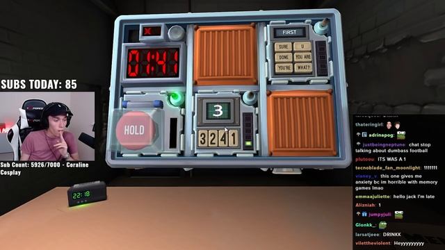 We Tried To Defuse a Bomb.. смотреть онлайн