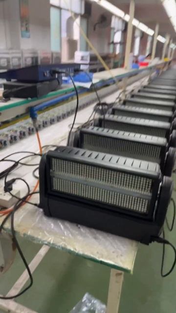 1000w strobe moving head #movingheads #movinghead #stagelight #djlighting #strobelight смотреть онлайн