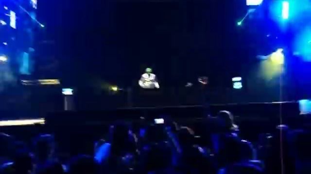 LektroLuv XXX 14 Anos (Track: Mr. Oizo e Gaspard Augé - Rubber) смотреть онлайн