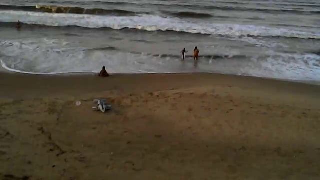 Syma X5 C1 at the Beach! Strong Winds смотреть онлайн