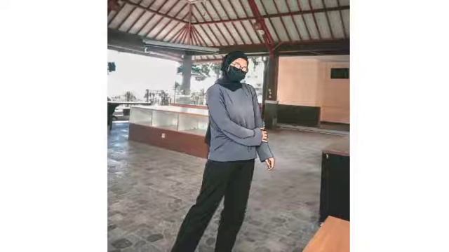 Baru belajar! edit foto sendiri jadi vector pakai aplikasi Ibis Paint X | edit pakai hp смотреть онлайн