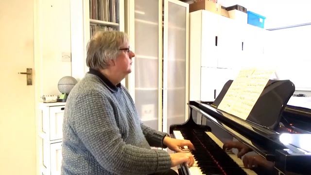 Tuesday Tutorial: Mozart Rondo in A minor tutorial 1 смотреть онлайн