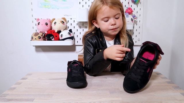 PUMA Barbie og Michael Kors sko - Sneakers lørdag del 7 смотреть онлайн