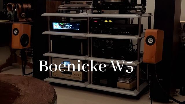 Boenicke W5 with SPL Audio and HiFi ROSE смотреть онлайн