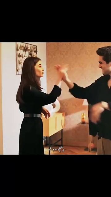 Mert ramazan demir & Beril Pozam #Suna#Ferit yali capkini смотреть онлайн