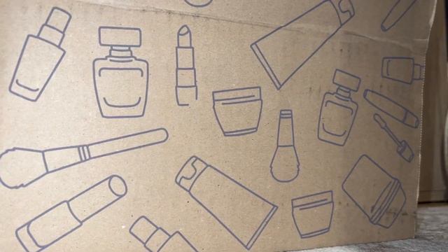 Unboxing Oriflame C10/2023 смотреть онлайн