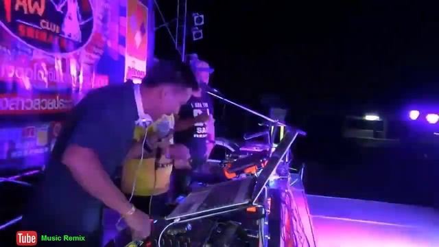 Thai Coyote Dance auto Show near Pattaya смотреть онлайн