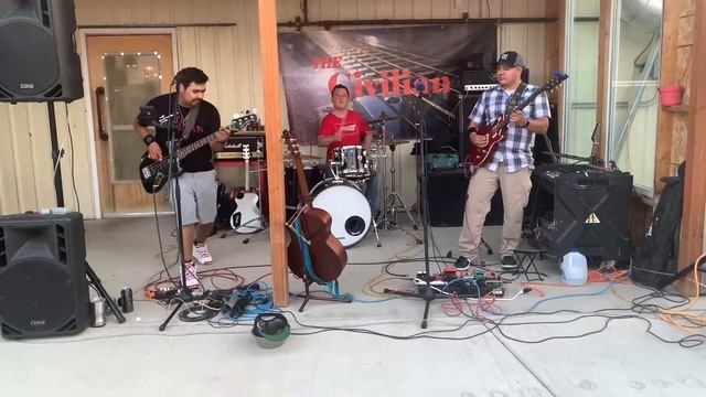 Sharp Dressed man - ZZ Top Civilian Cover смотреть онлайн