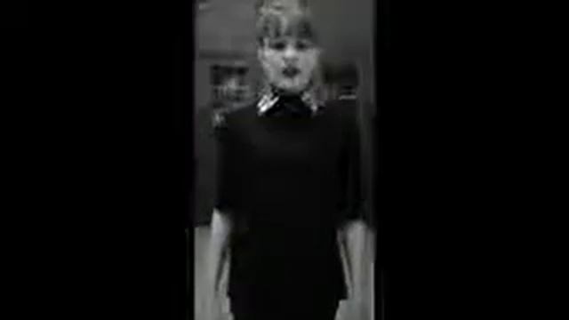 Miley Cyrus -- Wrecking Ball #CoverDashaLera смотреть онлайн