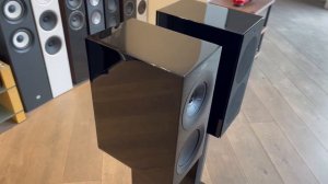 KEF R3 Meta | Altavoces con tecnología Metamaterial - Color Negro