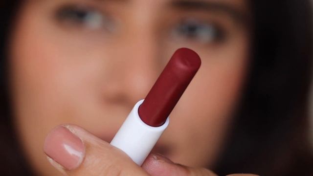 TOP 5 UNIVERSALLY FLATTERING MAMAEARTH MOISTURE MATTE LIPSTICKS | DRSMILEUP| смотреть онлайн