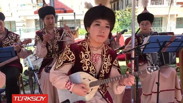 В Анкаре увековечили память выдающегося балкарского поэта Кайсына Кулиева смотреть онлайн