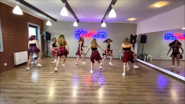 Party Kevin Roldan - FOKSI STARS / Reggaeton choreography by Anna Foks смотреть онлайн