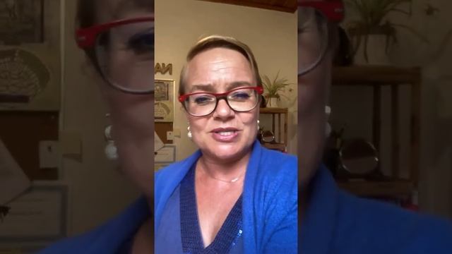Let's all Shine Online with Camera Confidence - all about my FREE workshop! смотреть онлайн