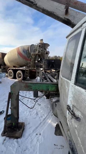 Заливка полов в доме по проекту Ml-100