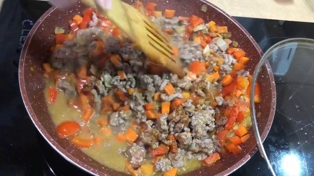 Готовим вкуснецкий обед/ужин под нереальный фоновый саундтрек! Приятного просмотра! смотреть онлайн