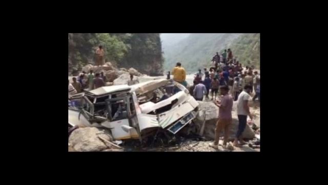 himanchal bus accident 45 dead as bus plunges into Tons river смотреть онлайн
