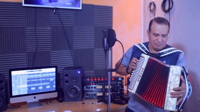 Dale Tu Corazon ( De Irving y Will sax) смотреть онлайн