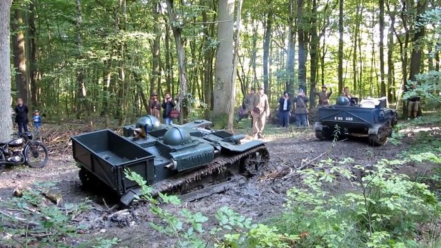 assistance entre deux chenillettes смотреть онлайн