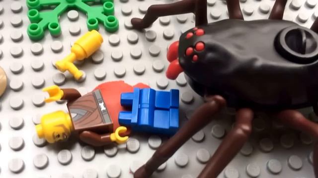 Lego Giant Spider Attack смотреть онлайн