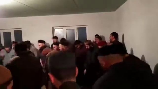 Таьзет у Ужахоаых смотреть онлайн