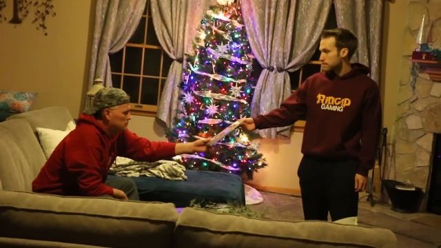Psycho Dad Rips Apart Graphic Novel смотреть онлайн