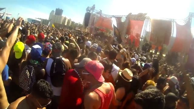 South Padre Spring Break 2013 Coca-Cola Beach/UME Montage (Part 1) смотреть онлайн