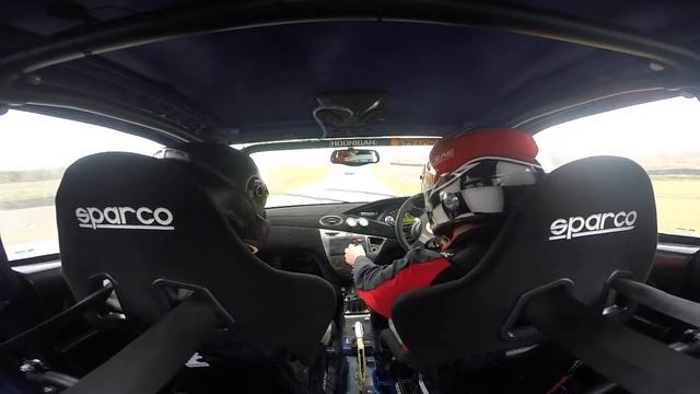 Knockhill SIDC 28/3/15 focus rs wet , slides and spins смотреть онлайн