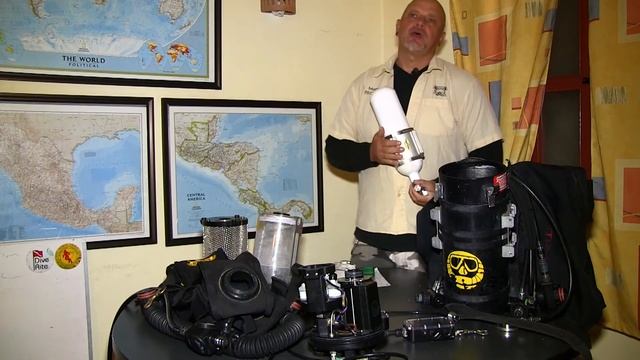 How to prepare a CCR Megalodon Rebreather - Introduction, Tanks and Counterlungs - Part 1 смотреть онлайн
