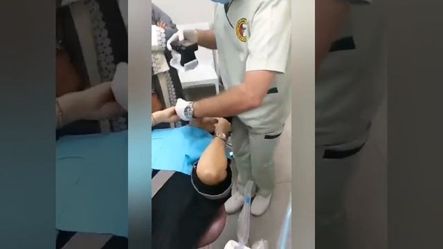 INVEST YOR SMILE! YOU WEAR IT EVERYDAY смотреть онлайн